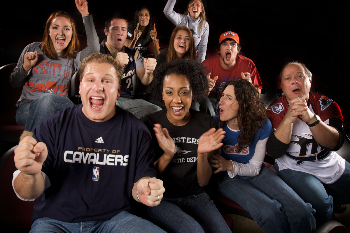 cavs fans cheering